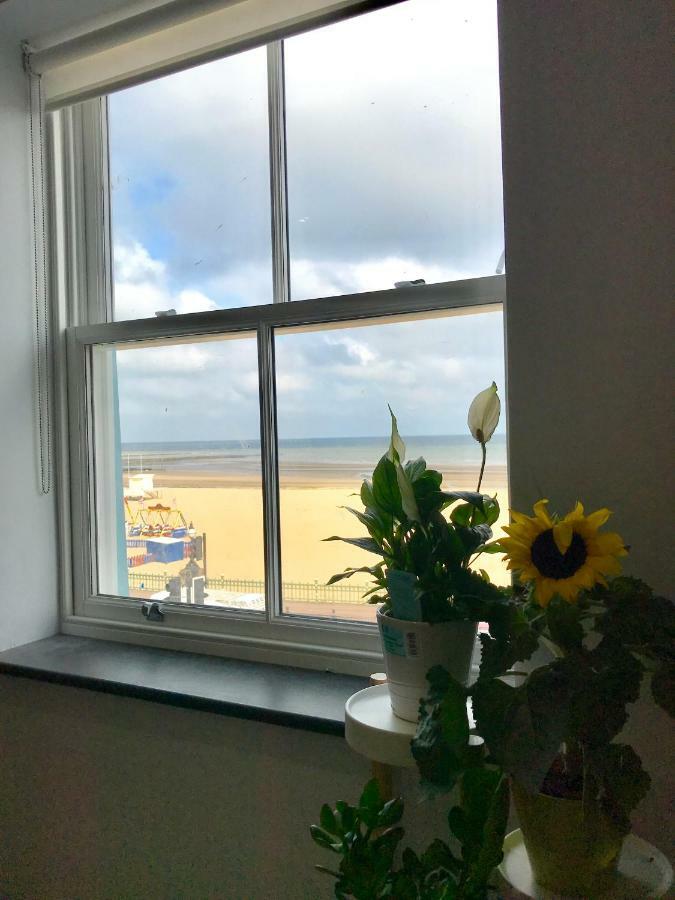 The Seaview - Beach - By Goldex Coastal Breaks *
